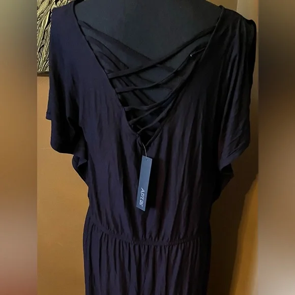 Women’s Apt 9 Beautiful Criss Cross Back Black Maxi Dress New - Picture 8 of 11